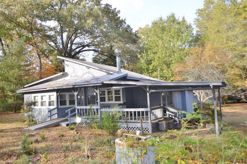 451 Mountain Rd, Clinton, TN 37716
