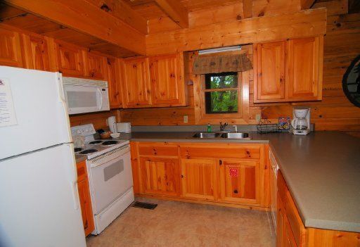 4510 Stackstone Rd, Sevierville, TN 37862