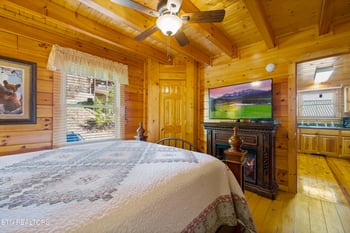 4514 Rocky Bluff Way, Pigeon Forge, TN 37863