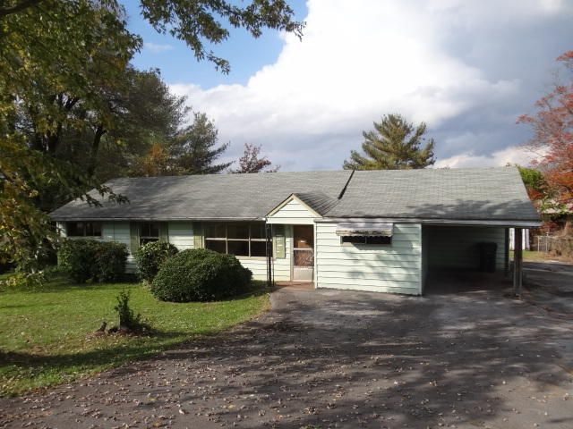 4518 Nicholas Rd, Knoxville, TN 37912