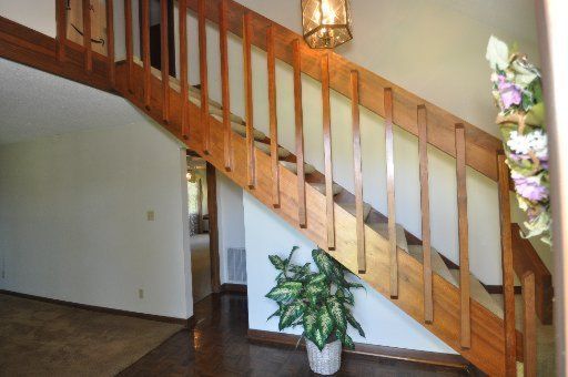 452 E Fox Den Dr, Knoxville, TN 37934