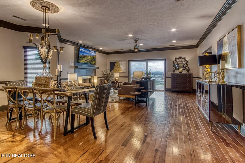 452 Maggie Mack Ln, Sevierville, TN 37862