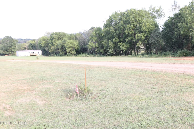 452 S Amhurst Pl, Englewood, TN 37329