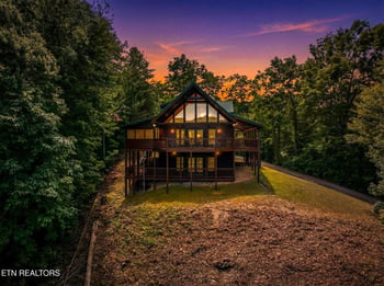 4524 Whetstone Rd, Sevierville, TN 37862