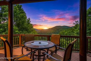 4524 Whetstone Rd, Sevierville, TN 37862