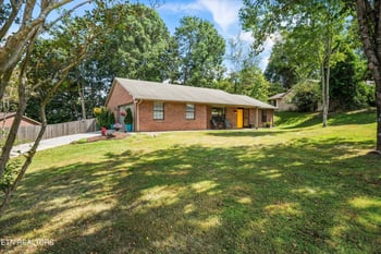 4525 Nathan Dr, Knoxville, TN 37938