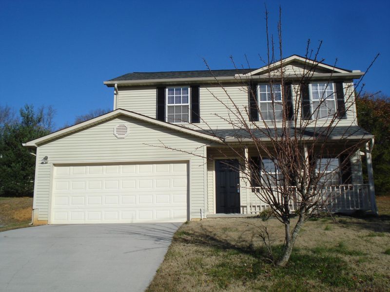 4526 Kinlock Ln, Knoxville, TN 37921