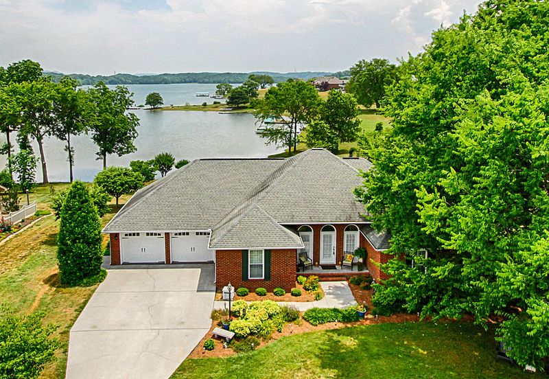 4529 Harbor Dr, Morristown, TN 37814