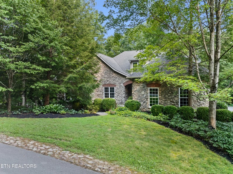 453 Mount John Loop, Townsend, TN 37882