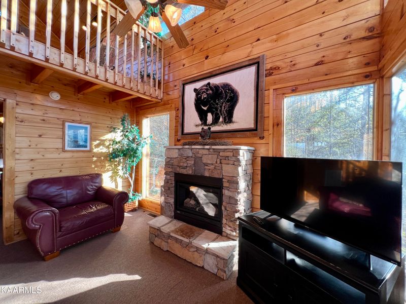4530 Stackstone Rd, Sevierville, TN 37862