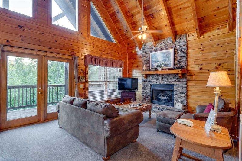4531 Forest Vista Way, Sevierville, TN 37863