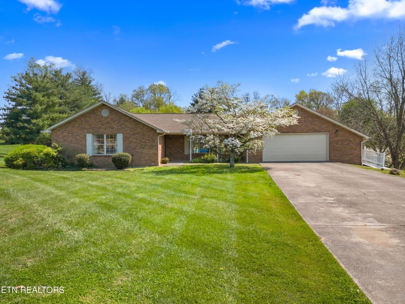 4532 Yorkshire Ln, Morristown, TN 37813