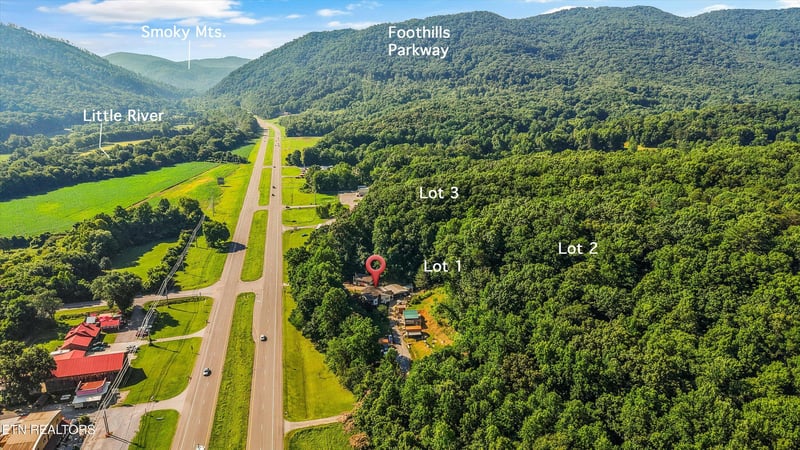 4536 E Lamar Alexander Pkwy, Walland, TN 37886