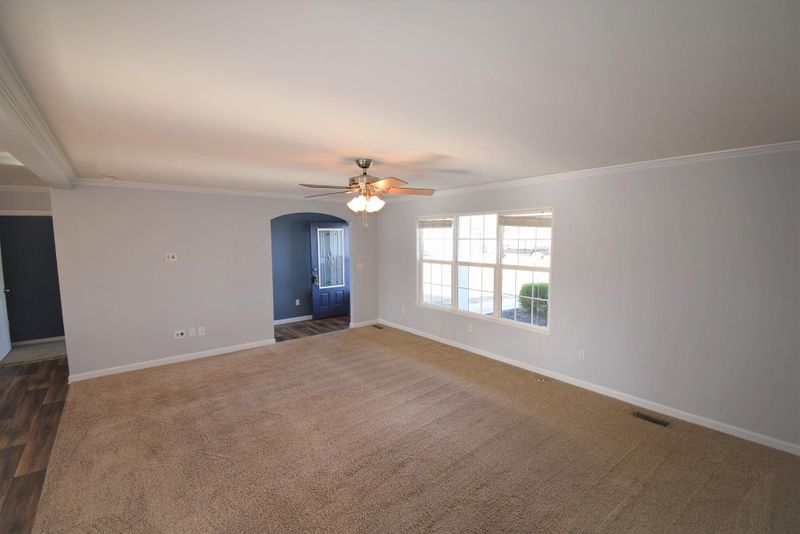 454 Hartfield Ln, Loudon, TN 37774