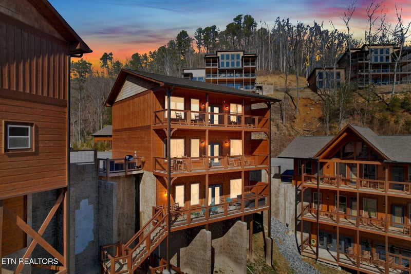4541 Shangrila Way, Sevierville, TN 37876