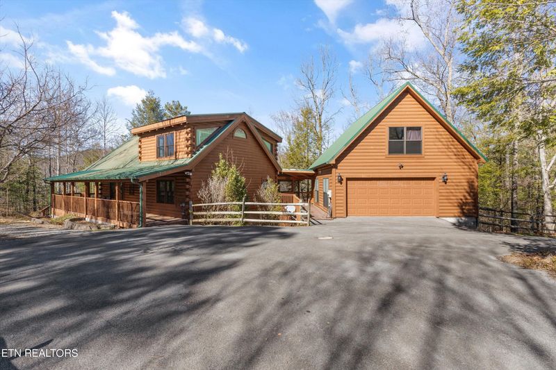4547 Whetstone Rd, Sevierville, TN 37862