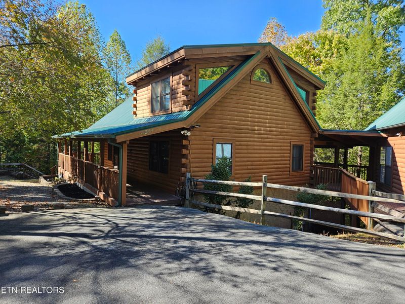 4547 Whetstone Rd, Sevierville, TN 37862