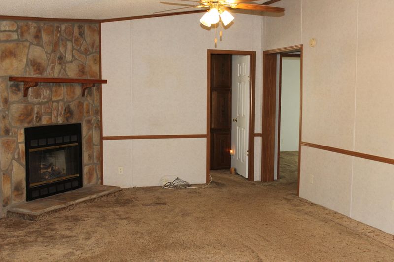 455 Abbott Rd, Lenoir City, TN 37771