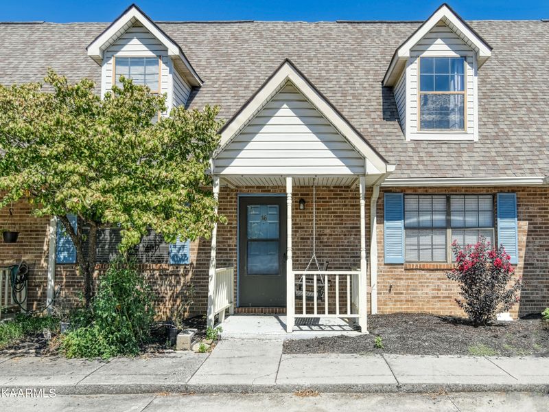 455 Bramblewood Ln #16, Knoxville, TN 37922