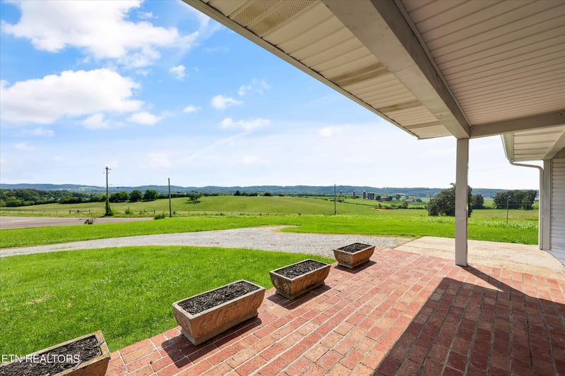 455 County Road 319, Niota, TN 37826