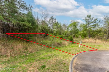 4551 Ironstone Ln, Knoxville, TN 37938