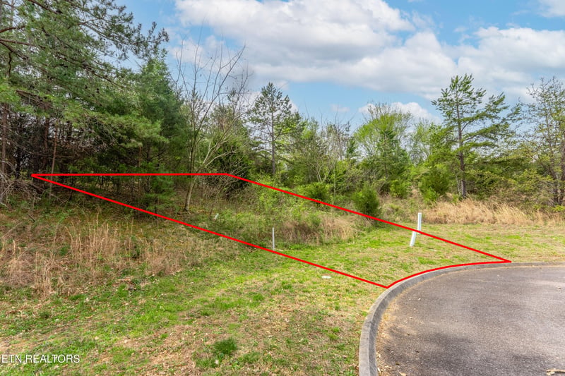 4551 Ironstone Ln, Knoxville, TN 37938