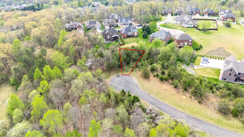 4551 Ironstone Ln, Knoxville, TN 37938