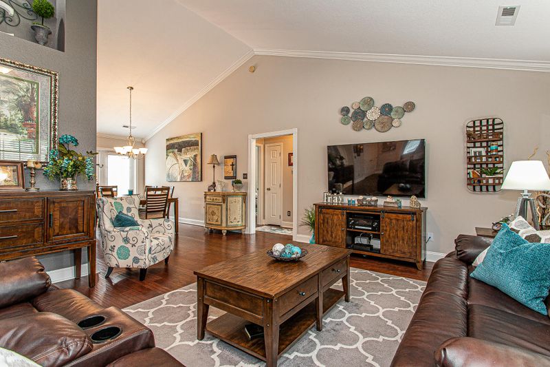 4555 Waldon Pond Ln, Corryton, TN 37721