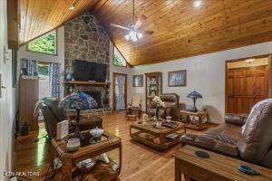 456 County Road 135, Riceville, TN 37370