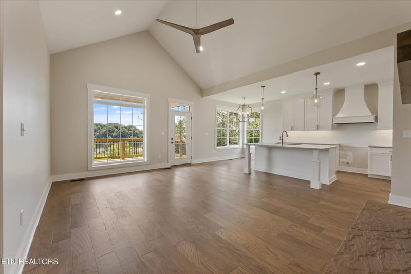 456 Fore Dr, Loudon, TN 37774