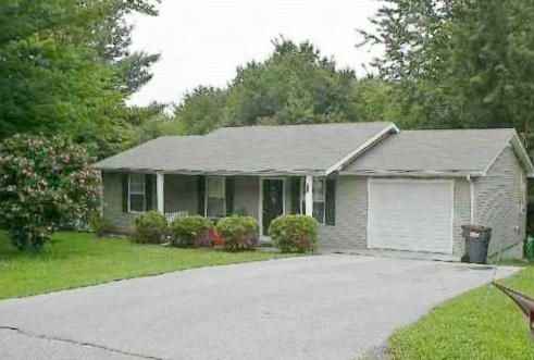 456 Lee Dr, Crossville, TN 38555