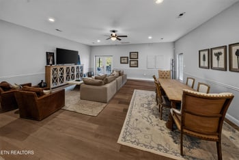 4560 Gravelly Hills Rd, Louisville, TN 37777