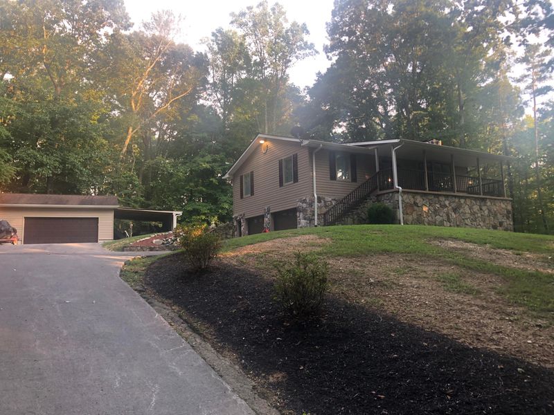 457 Black Oak Rd, Clinton, TN 37716