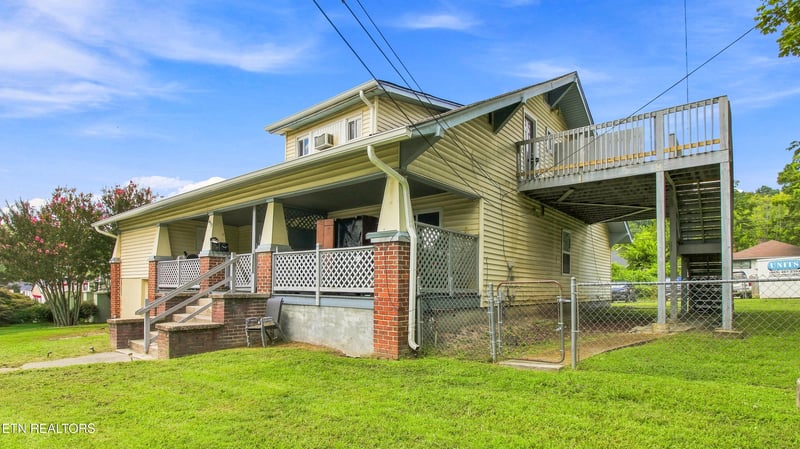 457 Cedar Ave, Knoxville, TN 37917