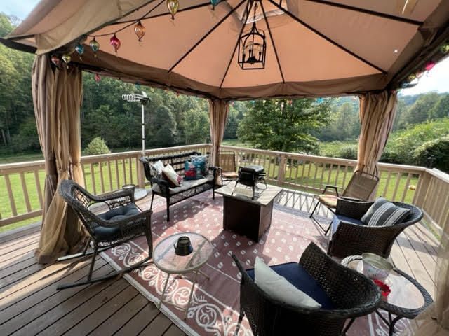 457 Snow Hill Rd, Oakdale, TN 37829