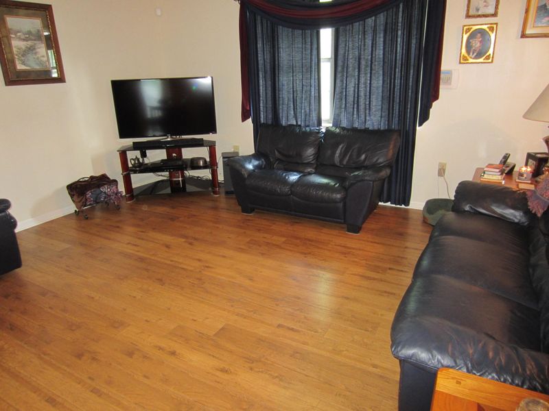 458 Klondike Cir, Kodak, TN 37764