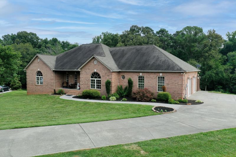 458 Lager Dr, Maryville, TN 37801