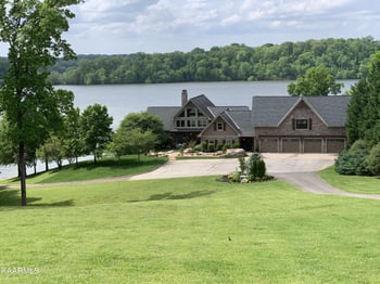 4582 Gravelly Hills Rd, Louisville, TN 37777