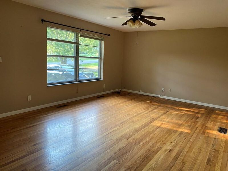 459 N Washington Ave, Etowah, TN 37331