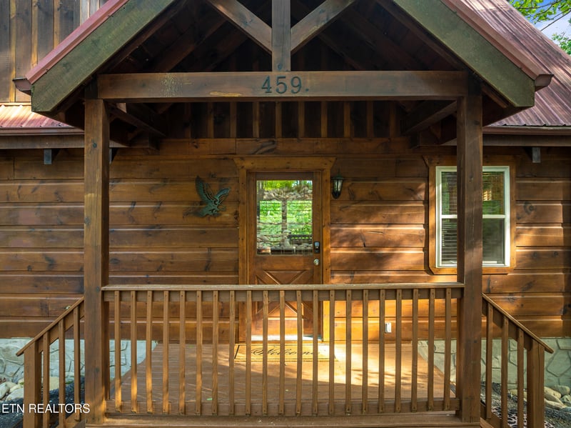 459 Ownby Cir, Gatlinburg, TN 37738