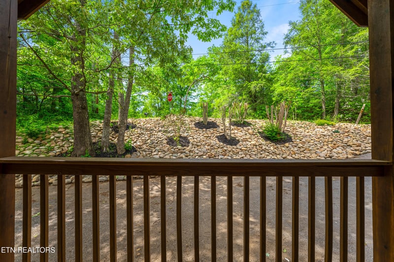 459 Ownby Cir, Gatlinburg, TN 37738