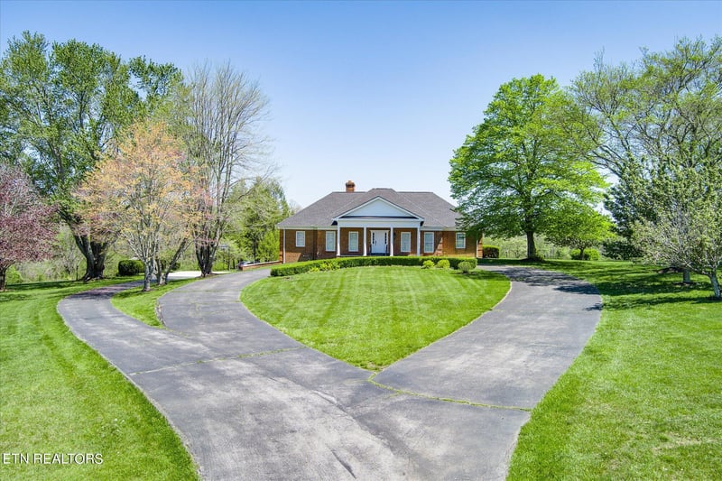 4597 S Highway 127 S, Crossville, TN 38572