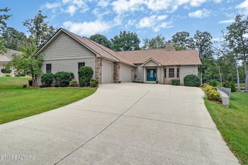 46 Westridge Ct, Crossville, TN 38558