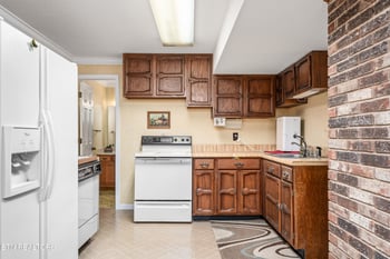 460 Riverview St, Oakdale, TN 37829