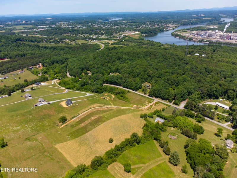 4600 Vonore Rd, Loudon, TN 37774