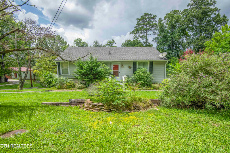 4605 Buffat Mill Rd, Knoxville, TN 37914