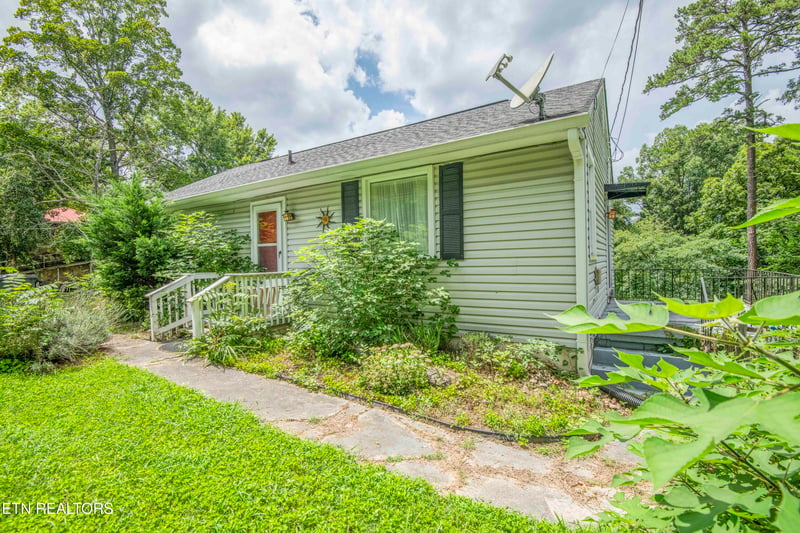 4605 Buffat Mill Rd, Knoxville, TN 37914