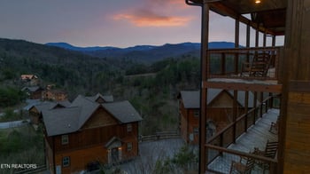 4608 Dreamland Way, Sevierville, TN 37876