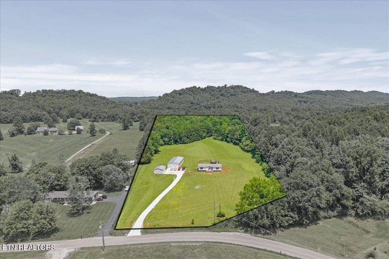 461 County Road 442, Athens, TN 37303