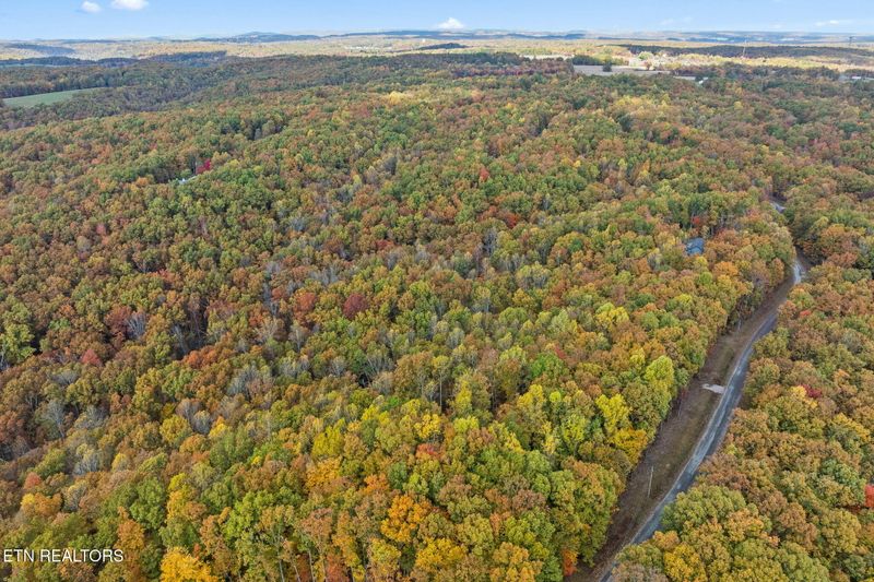 461 E Cove Rd, Monterey, TN 38574
